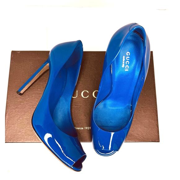 Gucci Vernice Crystal Peep Toe Pumps Ink Blue Patent Leather Heels Size 38.5 - Picture 1 of 10